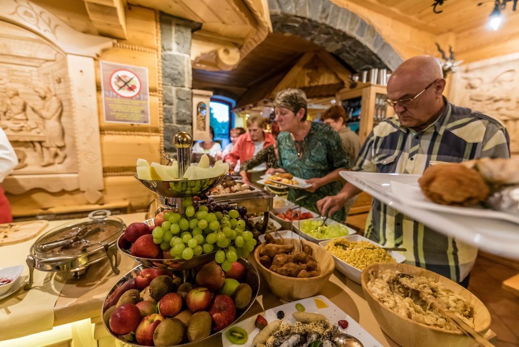 Penzion Viktoria Ždiar Exteriör bild